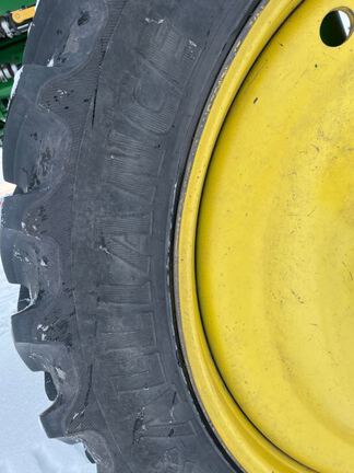 2011 John Deere 4730 Sprayer/High Clearance