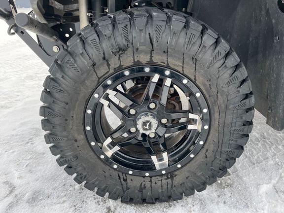 2022 John Deere XUV835M ATV