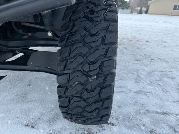 2022 John Deere XUV835M ATV