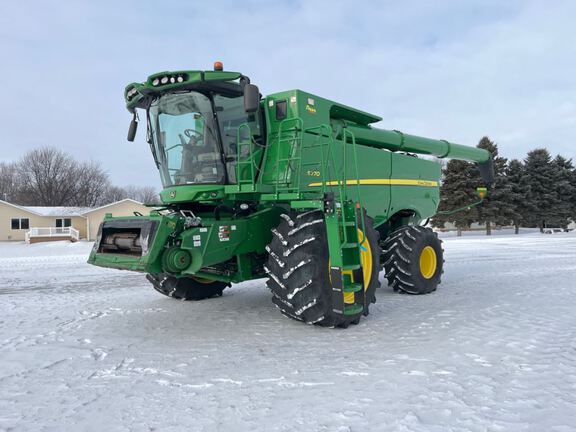 2019 John Deere S770 Combine
