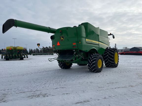 2019 John Deere S770 Combine