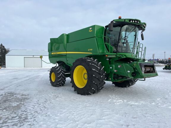 2019 John Deere S770 Combine