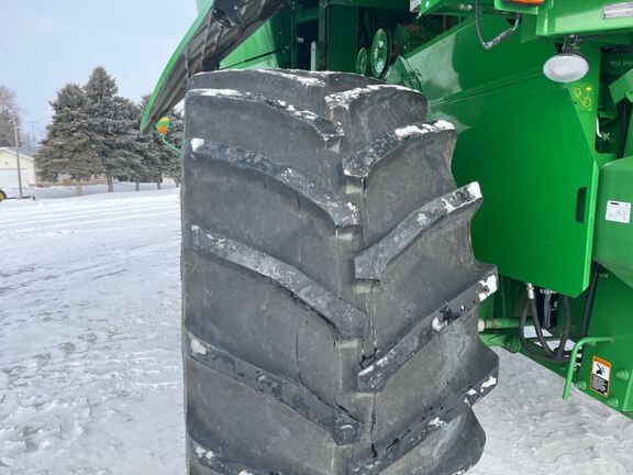 2019 John Deere S770 Combine