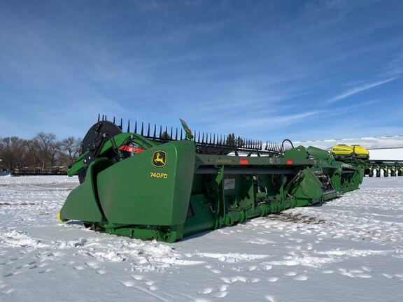 2019 John Deere 740FD Header Combine
