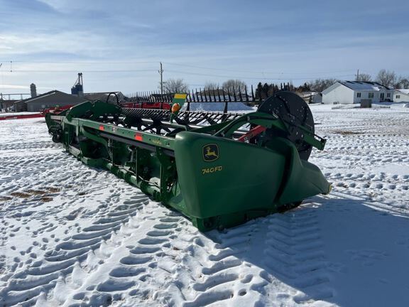 2019 John Deere 740FD Header Combine