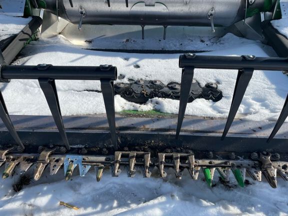 2019 John Deere 740FD Header Combine