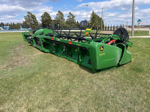 2019 John Deere 740FD Header Combine