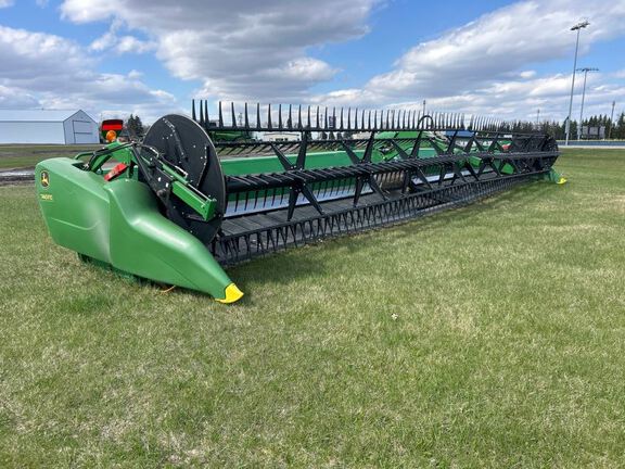 2019 John Deere 740FD Header Combine