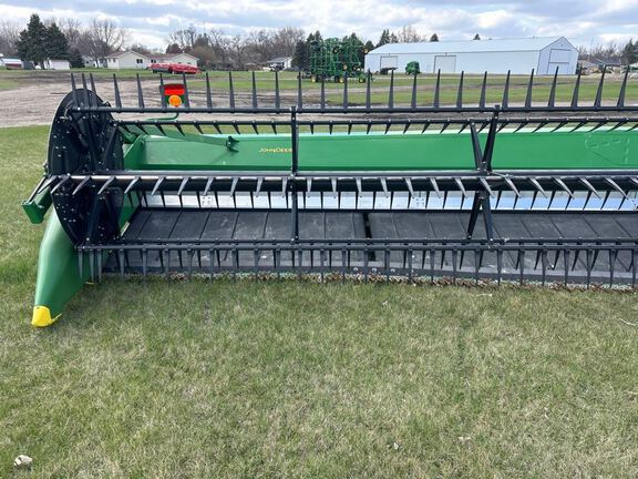2019 John Deere 740FD Header Combine