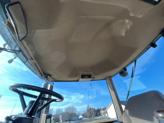 2004 John Deere 8420T Tractor Rubber Track