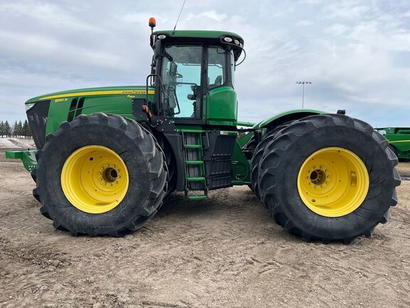 2013 John Deere 9510R Tractor 4WD