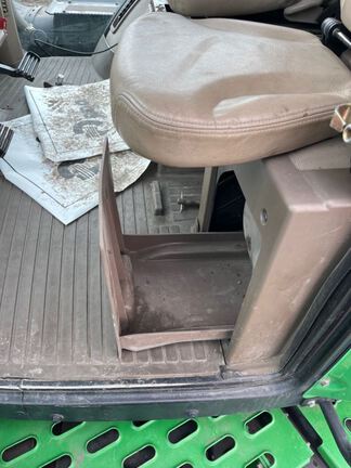 2013 John Deere 9510R Tractor 4WD