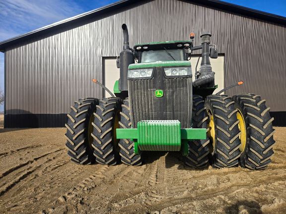 2015 John Deere 9570R Tractor 4WD