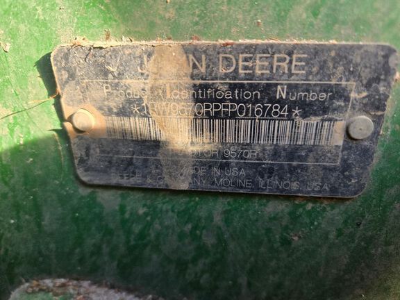 2015 John Deere 9570R Tractor 4WD