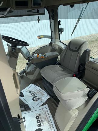 2021 John Deere 8RT 370 Tractor Rubber Track