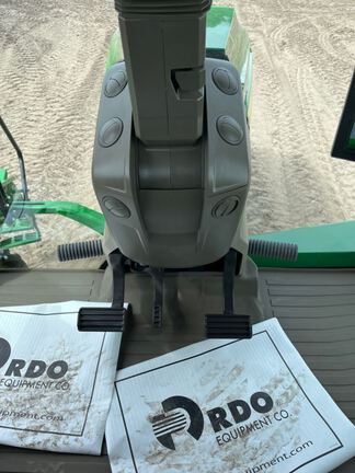 2021 John Deere 8RT 370 Tractor Rubber Track