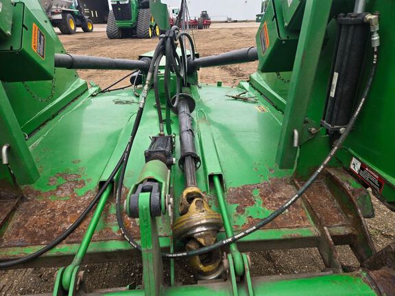 2004 John Deere HX15 Shredder