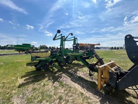 John Deere 1780 Planter