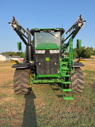 2023 John Deere 800R Applicator