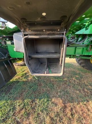 2023 John Deere 800R Applicator