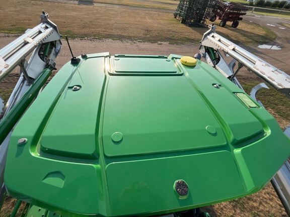 2023 John Deere 800R Applicator