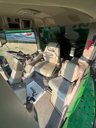 2023 John Deere 800R Applicator