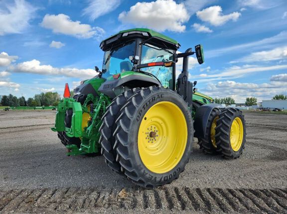 2025 John Deere 8R 340 Tractor