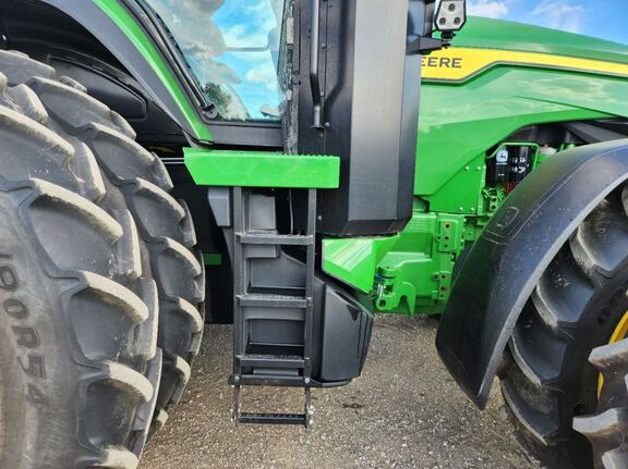 2025 John Deere 8R 340 Tractor