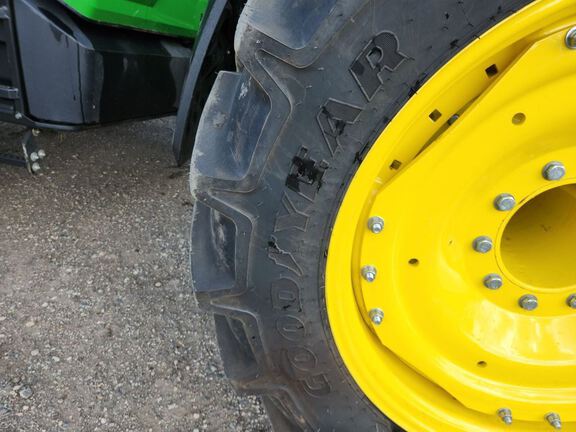 2025 John Deere 8R 340 Tractor