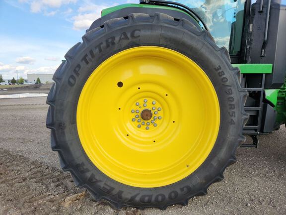 2025 John Deere 8R 340 Tractor