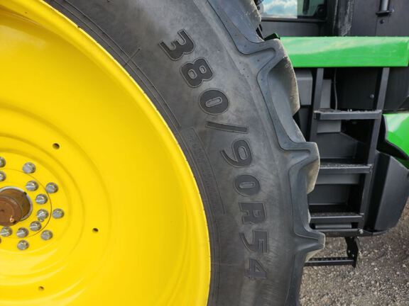 2025 John Deere 8R 340 Tractor