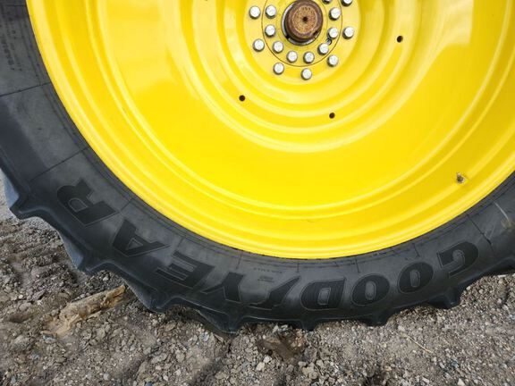 2025 John Deere 8R 340 Tractor