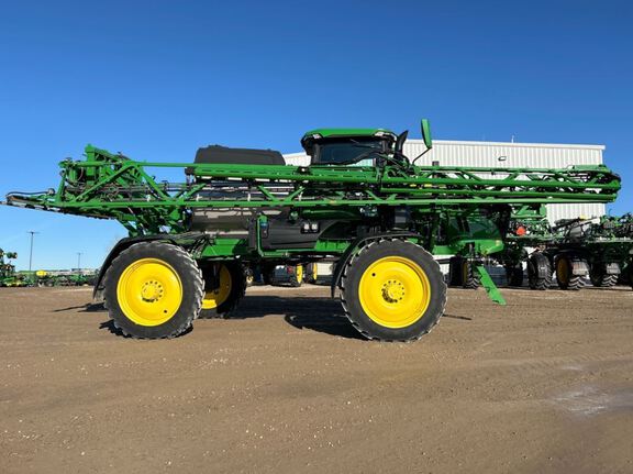 2023 John Deere 412R Sprayer/High Clearance