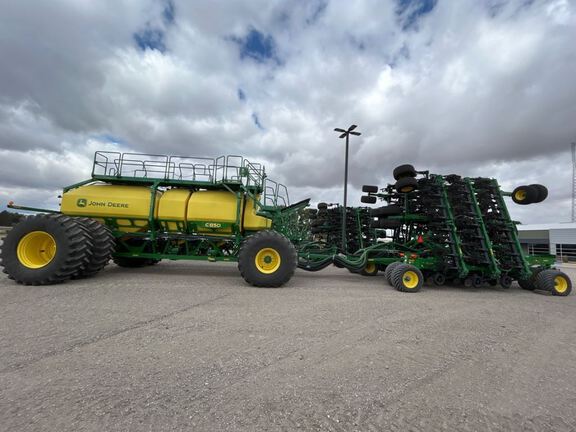 2023 John Deere N560F Air Seeder