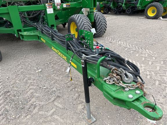 2023 John Deere N560F Air Seeder