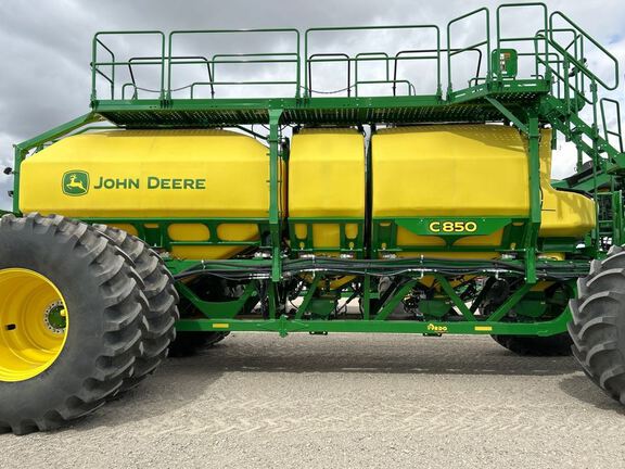 2023 John Deere N560F Air Seeder