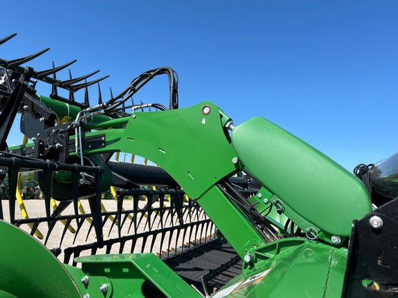 2023 John Deere RD45F Header Combine