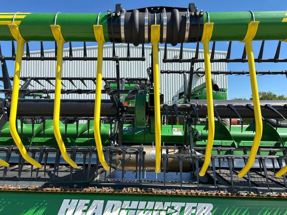 2023 John Deere RD45F Header Combine