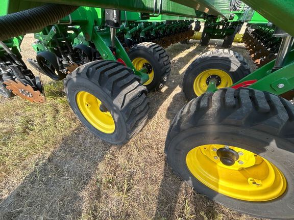 2024 John Deere DB66 Planter