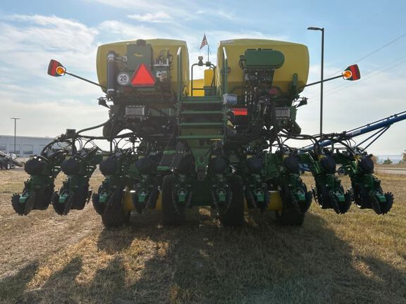 2024 John Deere DB66 Planter