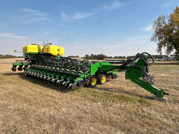 2024 John Deere DB66 Planter