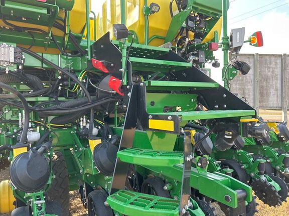 2024 John Deere DB66 Planter