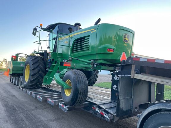 2018 John Deere W235 Windrower