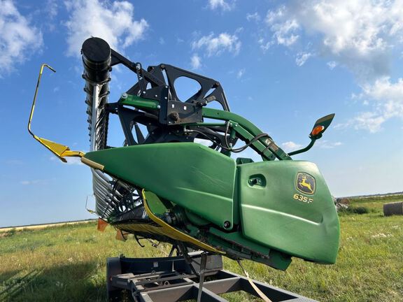 2011 John Deere 635F Header Combine