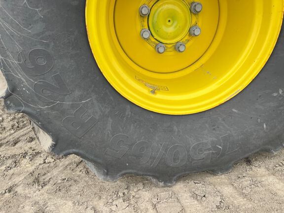 2023 John Deere S780 Combine