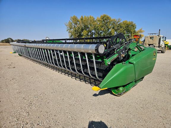 2013 John Deere 640FD Header Combine