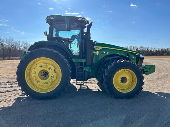 2022 John Deere 8R 410 Tractor