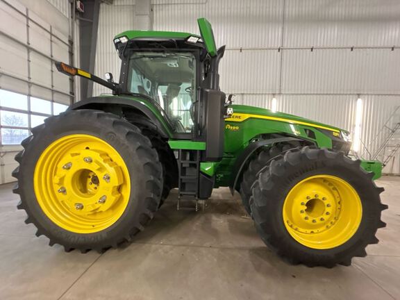 2022 John Deere 8R 410 Tractor