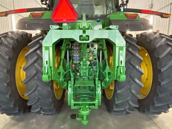 2022 John Deere 8R 410 Tractor