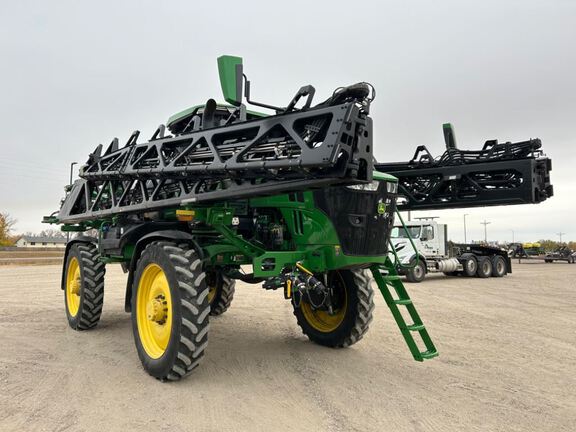 2024 John Deere 412R Sprayer/High Clearance